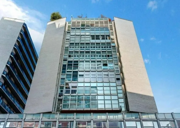 Sky View -Porta Nuova- Appartamento 7 Con Terrazzo